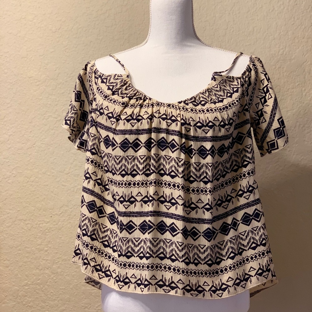 blouse with Egyptian figures